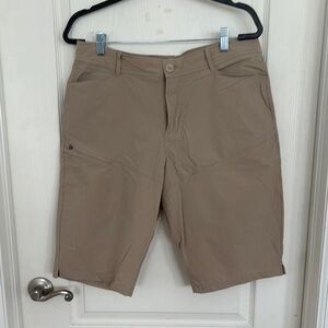 Willit Women’s Tan Shorts